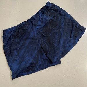 Women’s Size XL Columbia Sandy River II 5” inseam shorts, Lapis Blue Sunburst